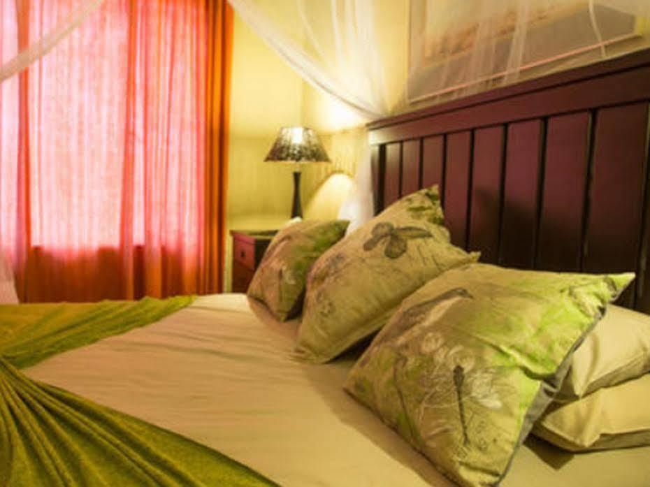Maninghi Lodge 호에드스프뤼트 외부 사진